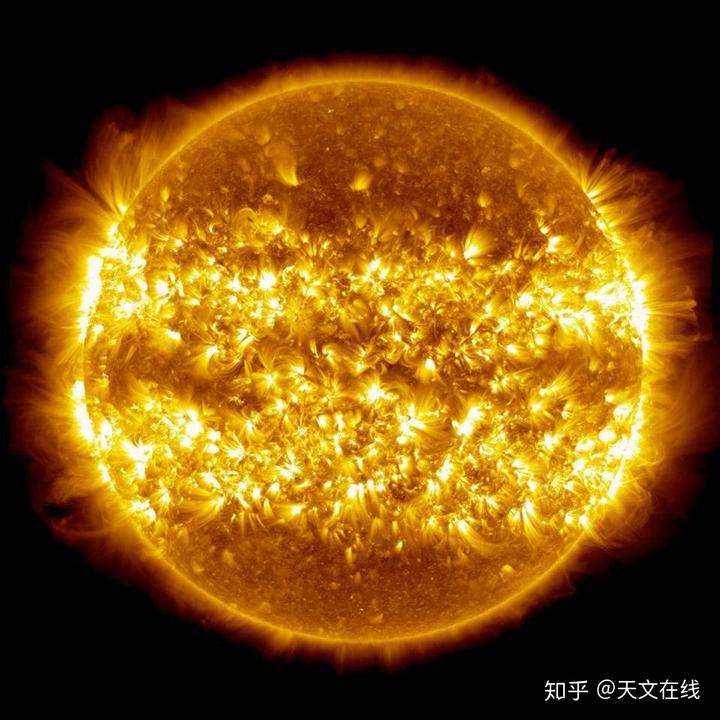 地球太阳质量_太阳的质量是地球的几万_太阳质量是地球质量的多少