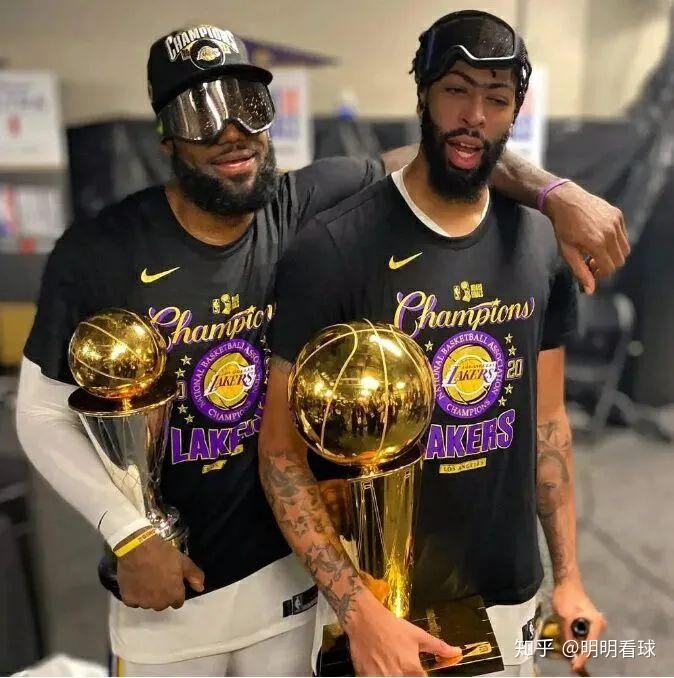 nba战绩排名_战绩排名之前的问候语_nba战绩排行