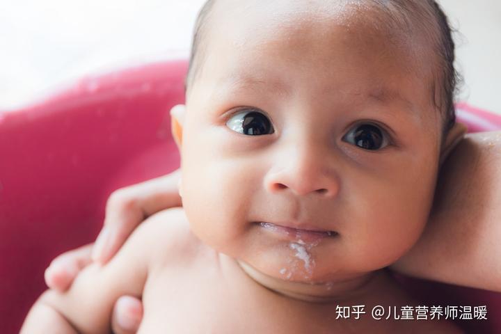 食物中毒后发低烧怎么办_食物中毒发低烧吃什么药_食物中毒低烧怎么办