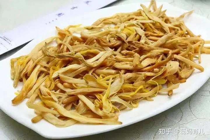 食物中毒发低烧吃什么药_中毒办食物低烧怎么办_食物中毒低烧怎么办